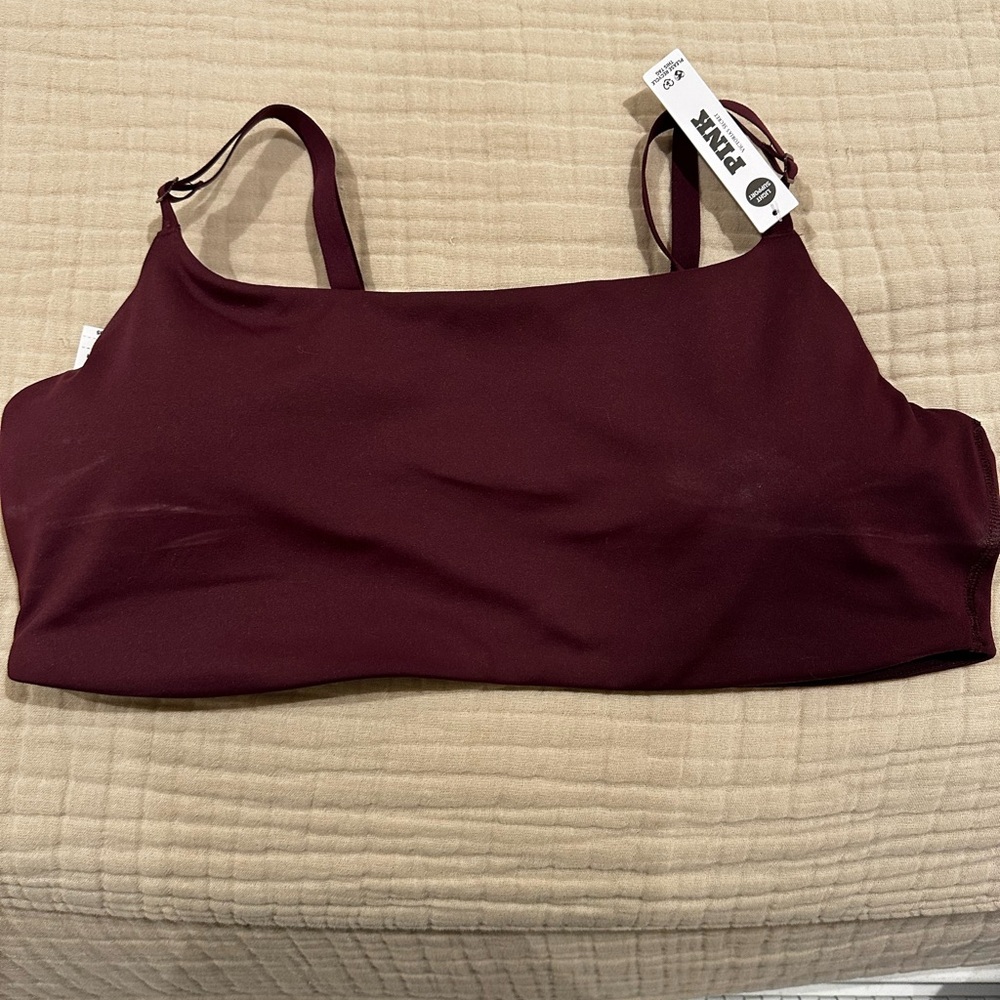 PINK Victoria's Secret Relay Square Neck Sports Bra NWT